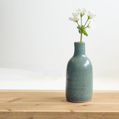 bud vase
