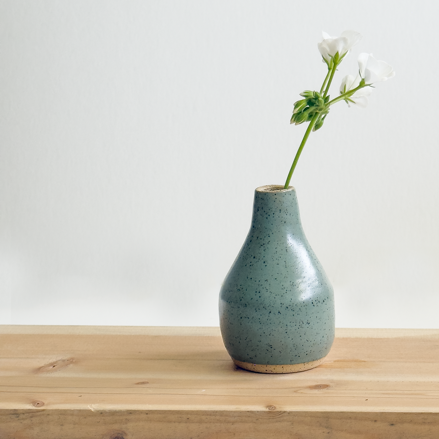 bud vase