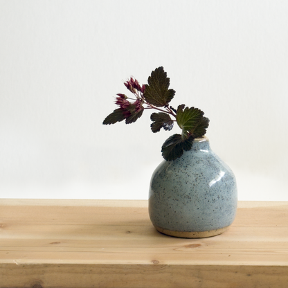 bud vase