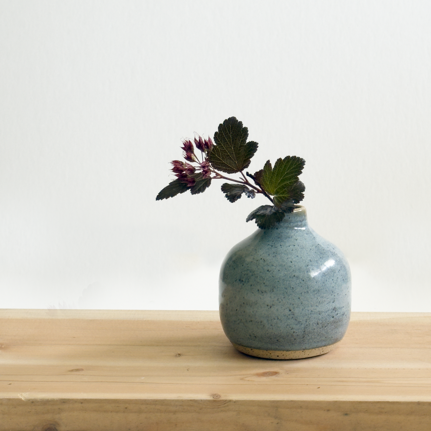 bud vase